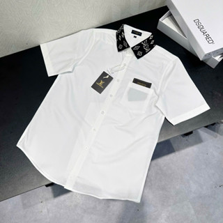 Áo sơ mi trắng nam ngắn tay PB lụa nến thêu mác chữ nâu túi ngực phối cổ chun dệt logo hoa basic