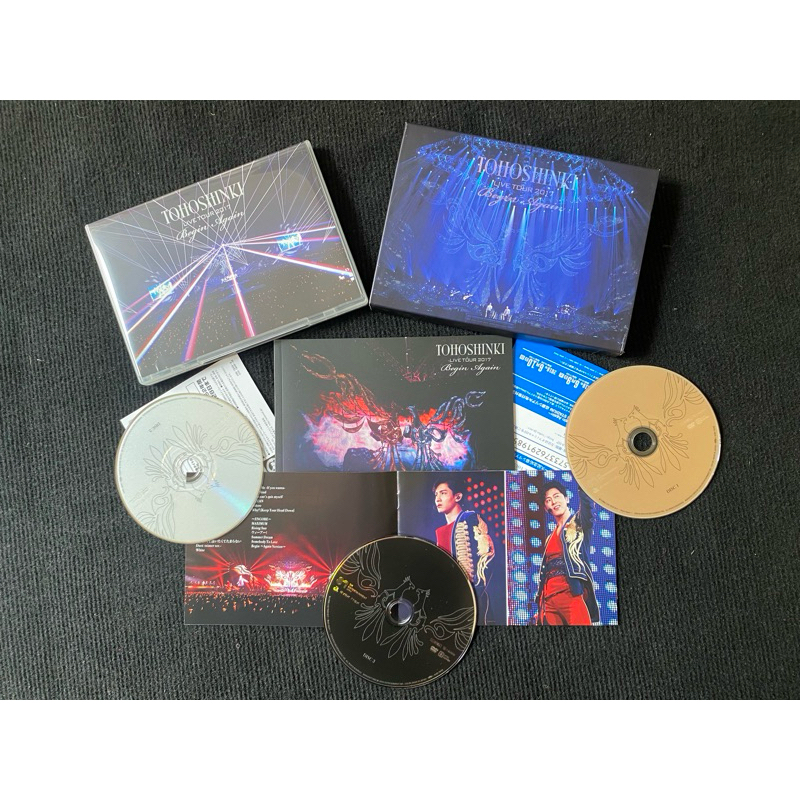 Tvxq dbsk album Nhật live tour 2017 Begin again đã khui seal, gồm 3 DVD  photobook như hình.