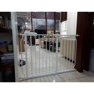 CHẶN CỬA CẦU  THANG  UMOO
