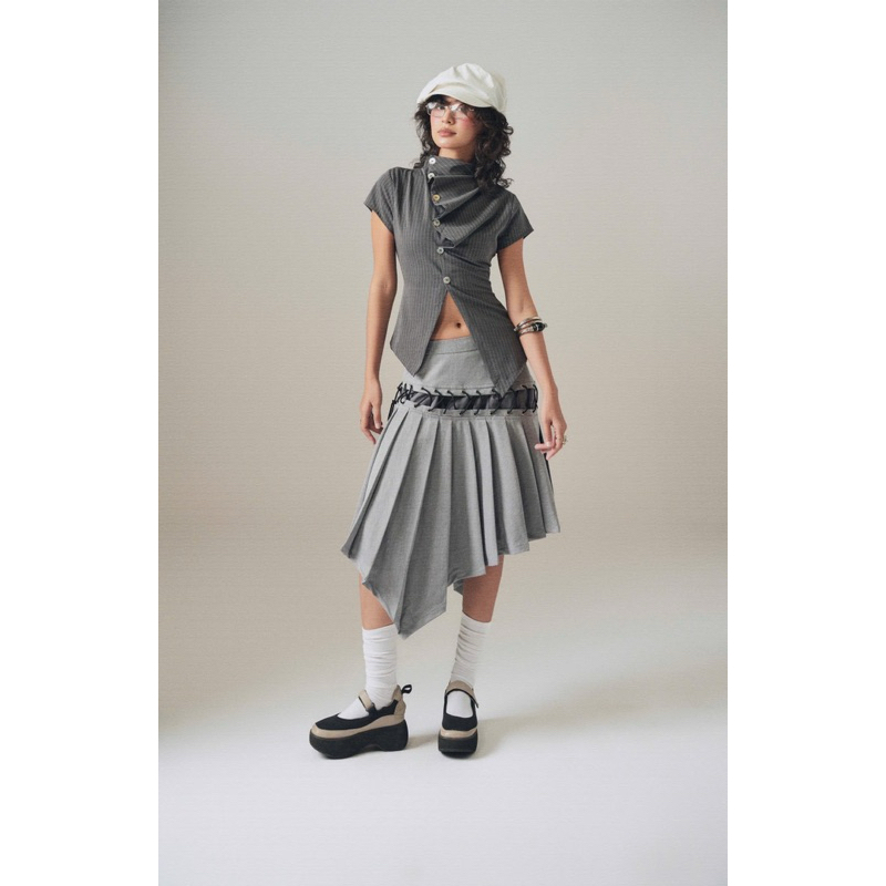 Chân váy lửng xếp ly INTO.EIGHT thiết kế (DAWN SKIRT)