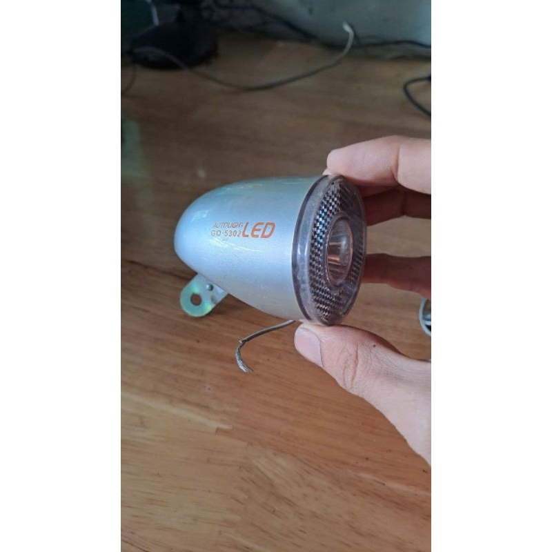 đèn led  may ơ phát điện xe đạp nhật bãi zin