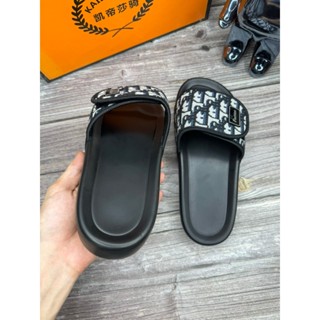 Dép BBR Quai Dán đính mác kim loại thời trang Miếng dán cực to đế nguyên khối 35-43