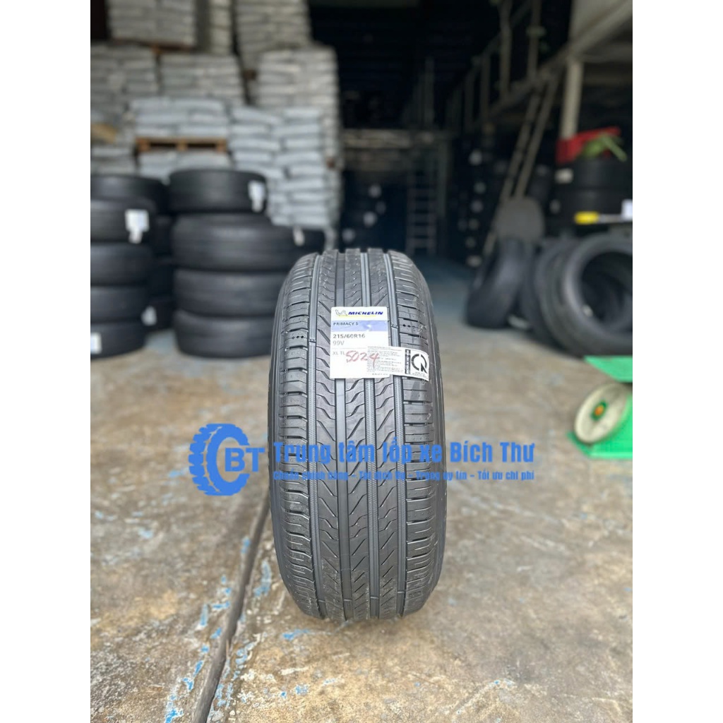 Lốp Michelin 215/60R16  Primacy 5 ( Lốp dành cho Toyota Camry, Previa, Kia Sonet, Honda Accord ... )