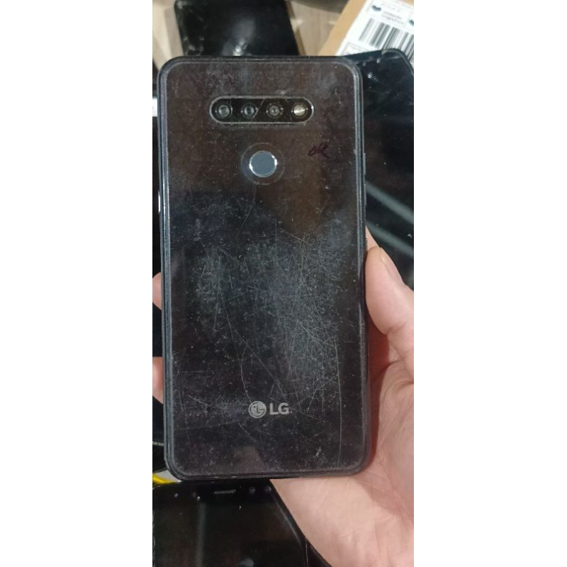 Cụm xác LG Q51 máy sống xin hư màn hình