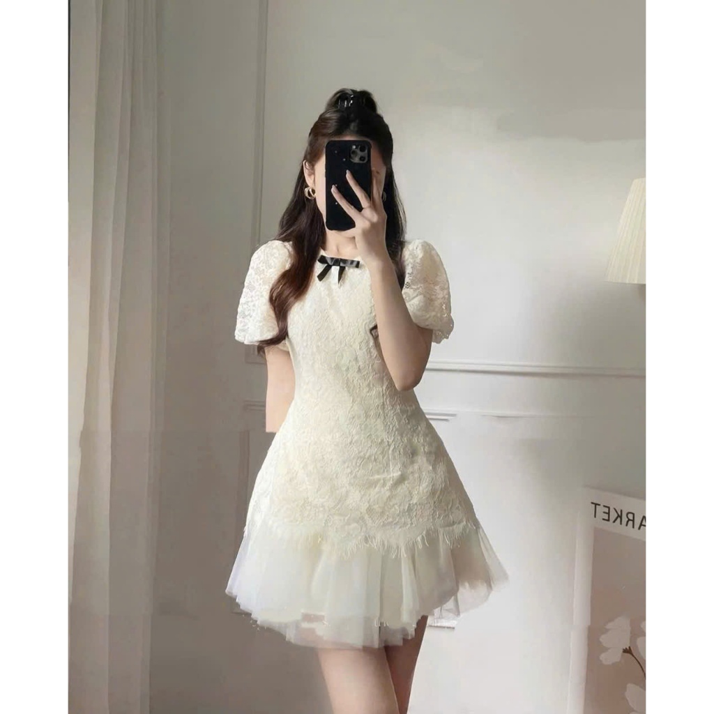 Set Áo Ren 2 Màu Đính Nơ Đen, Cổ Tròn Tay Bồng Mix Chân Váy Lưới Tơ 4 Lớp Dáng Ngắn Bồng Bềnh Style Nàng Thơ (Ảnh Thật) | BigBuy360 - bigbuy360.vn