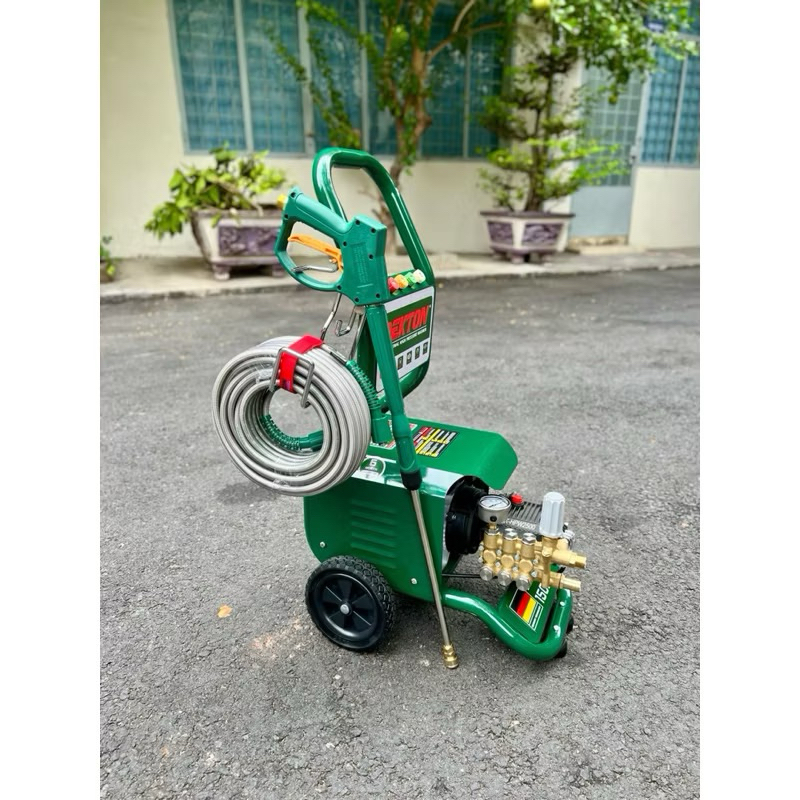 Máy Xịt Rửa Công Nghiệp Cáo Áp 2500W DEKTON HPW2500