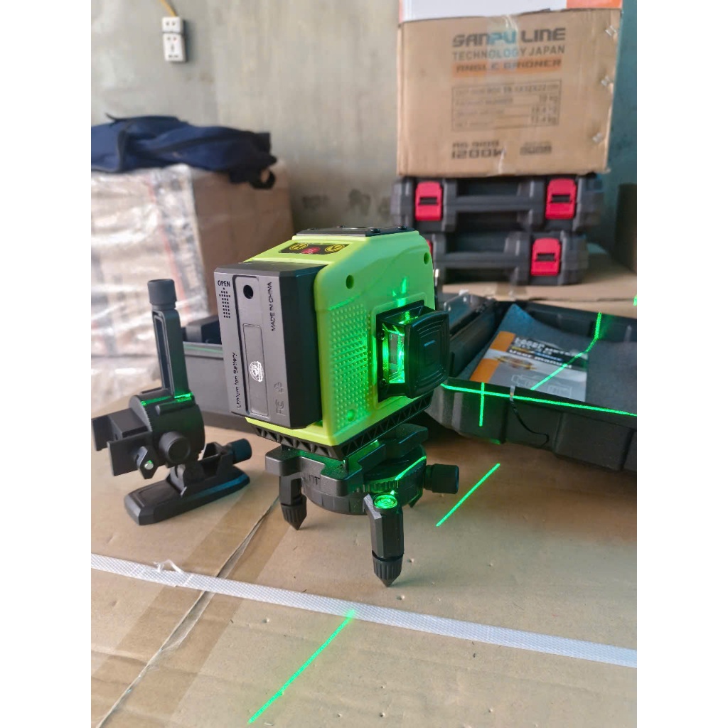 tia Máy laser 12 tia xanh Máy cân mực laser Máy Nguồn sáng nhập khẩu máy cân bằng siêu sáng