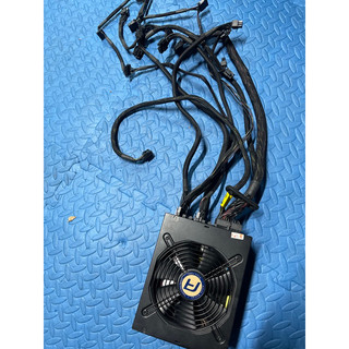Nguồn máy tính Antec 1000w chuẩn platinum