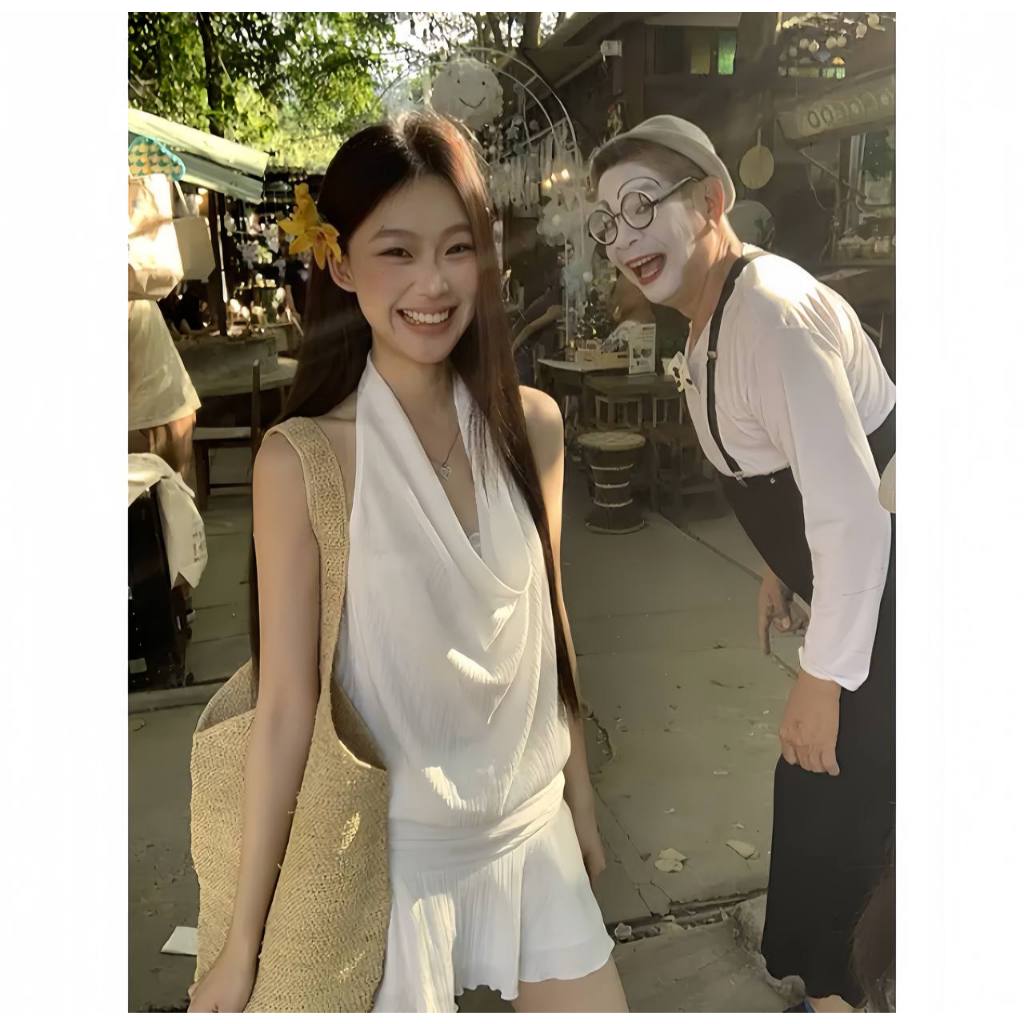 Đầm Cổ Yếm Hở Lưng, Đầm Váy Ôm Body Cổ Yếm Tùng Xoè Màu Đen Sang Chảnh Tiểu Thư Cho Nàng Đi Tiệc, Đi Chơi Đều Xinh | BigBuy360 - bigbuy360.vn