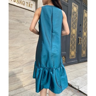 Đầm sát nách suông màu nâu đất vải phi bóng Lovadova FD0703