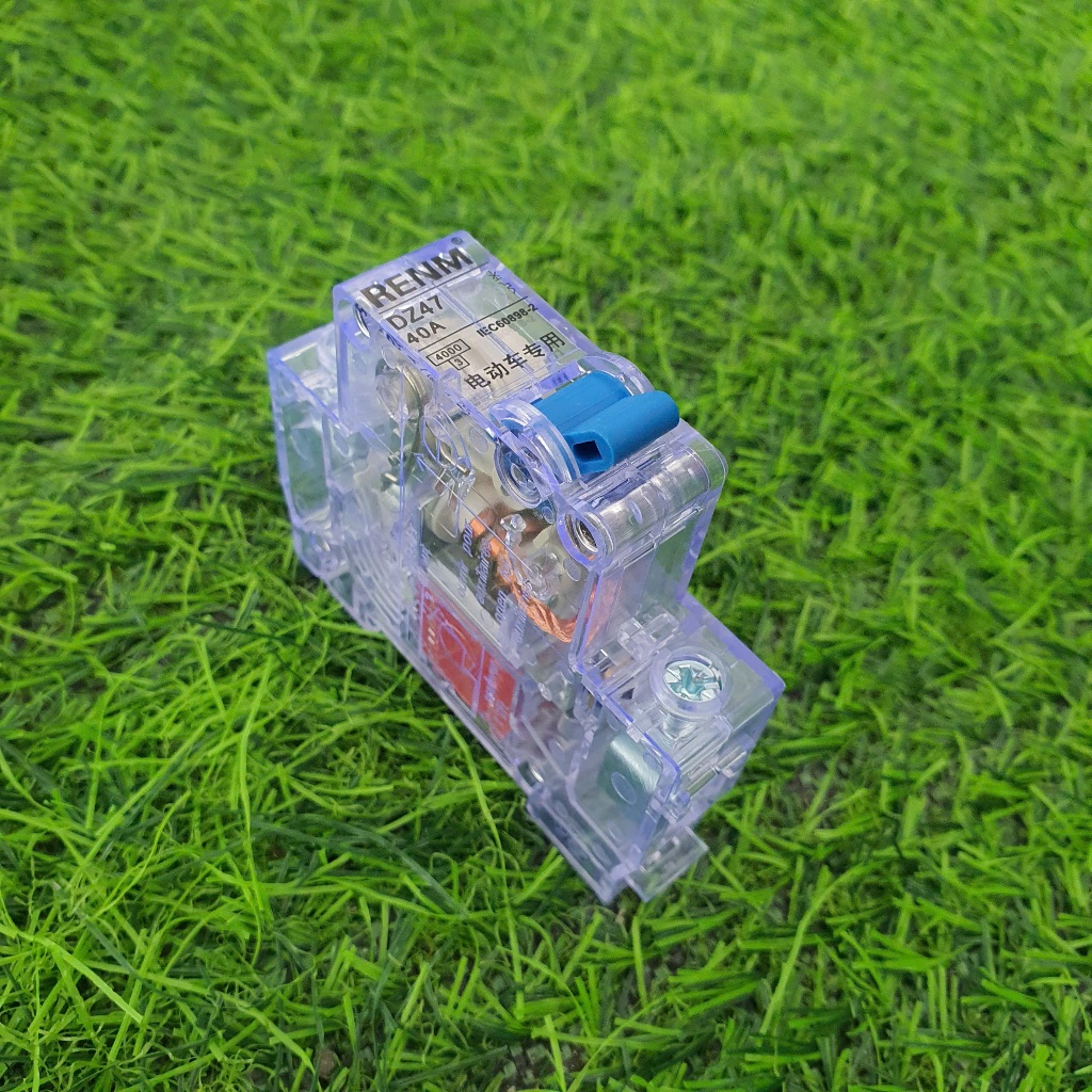 Aptomat Xe Điện – Cầu Dao Tự Động 40A, Chống Ngắn Mạch, Bảo Vệ An Toàn, Bền