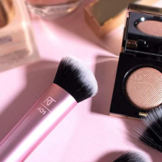 Cọ đánh khối, má hồng kem đa năng RT Real Techniques Sculpting Brush Mẫu Mới 01432