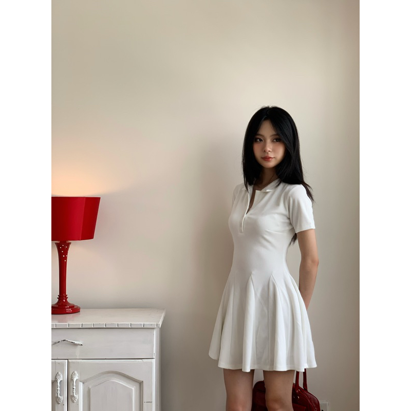 Đầm polo dáng bồng xoè tay ngắn 2 lớp dày dặn, hack dáng trẻ trung năng động. | BigBuy360 - bigbuy360.vn