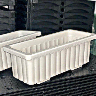 COMBO 2 CHẬU Chậu nhựa trồng rau, Khay trồng rau thông minh gân sọc 50x20x16.5 và 63.5x22.5x19cm màu trắng và đen