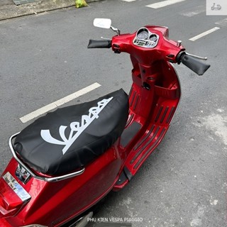 Trùm Yên Xe Máy Cho Vespa Bằng Da Kèm Bọc Tay Cao Cấp