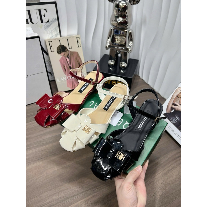 Giày Sandal gắn hoạ tiết miumiu siêu xinh 😍