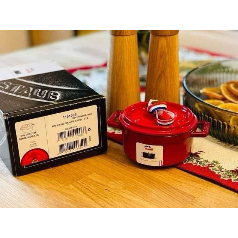 Nồi gang staub 10cm màu đỏ