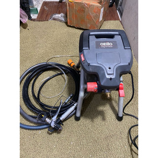 phun sơn qùy ozito 700w