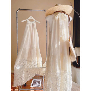 Váy maxi đi biển cổ yếm voan tơ chân ren xoè