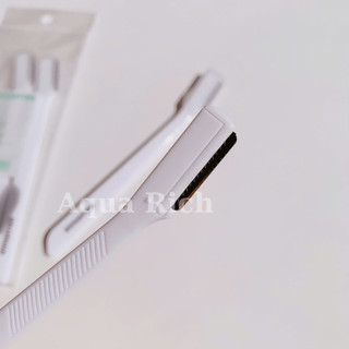 Dao Cạo Chân Mày Innisfree Eyebrow Razors (Bộ 2 Cây)