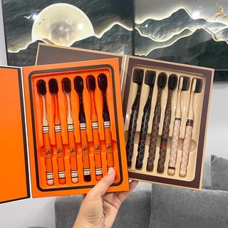 Hộp 6 Chiếc Bàn Chải Đánh Răng Lông Mềm Cao Cấp Sang Trọng Bảo Vệ Răng Miệng