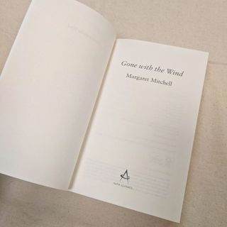 Sách - Anh: Gone with the Wind