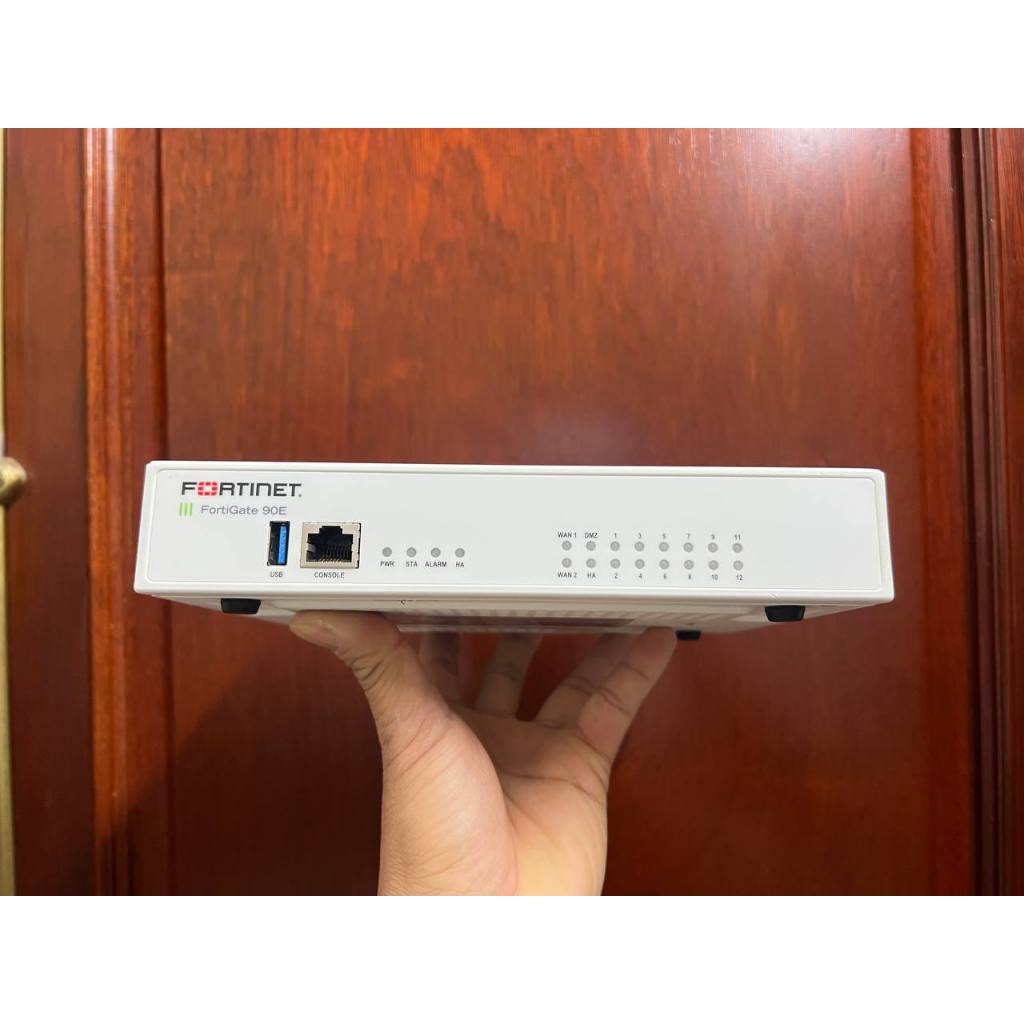 Fortinet/Fortigate-90E đã qua sử dụng hết license hình thức đẹp