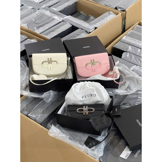 Sét Túi kẹp nách, túi nữ Pedro logo nổi size 18 mẫu mới 2024 sang chảnh fullbox