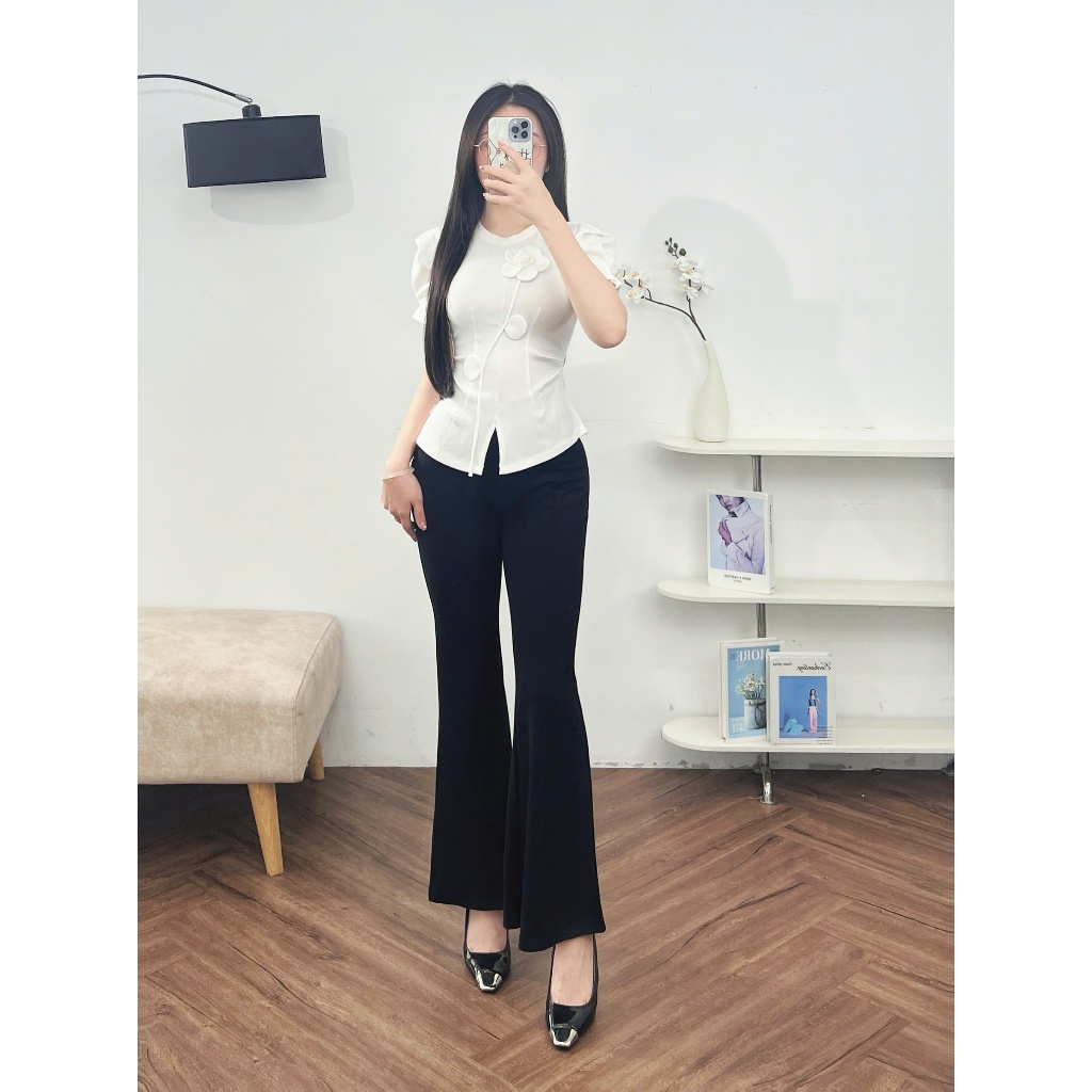 Quần Ống Rộng 𝐂𝐂𝐇𝐀𝐓 Dáng Loe Kiểu Elysian Chất Liệu Umi Co Giãn Tốt 15QDC2017ET | BigBuy360 - bigbuy360.vn