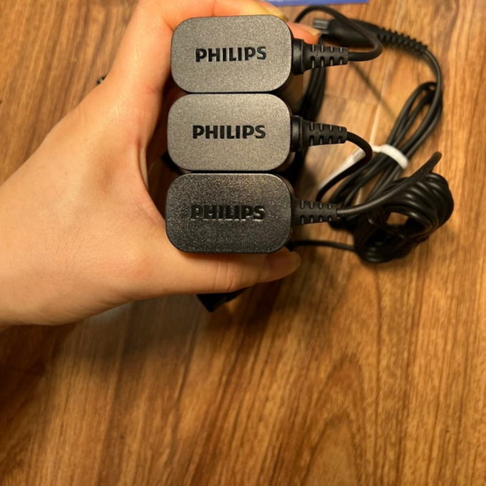 dây sạc máy cạo râu philips S1133 S1131 s1301 chính hãng