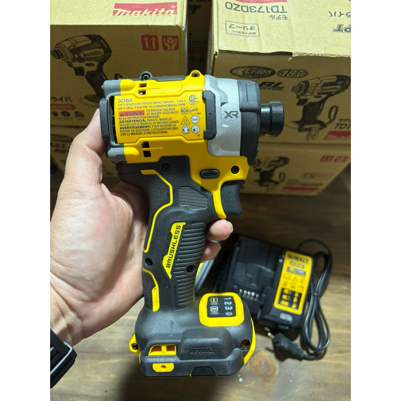 Dewalt DCF860 Mỹ mới 100%