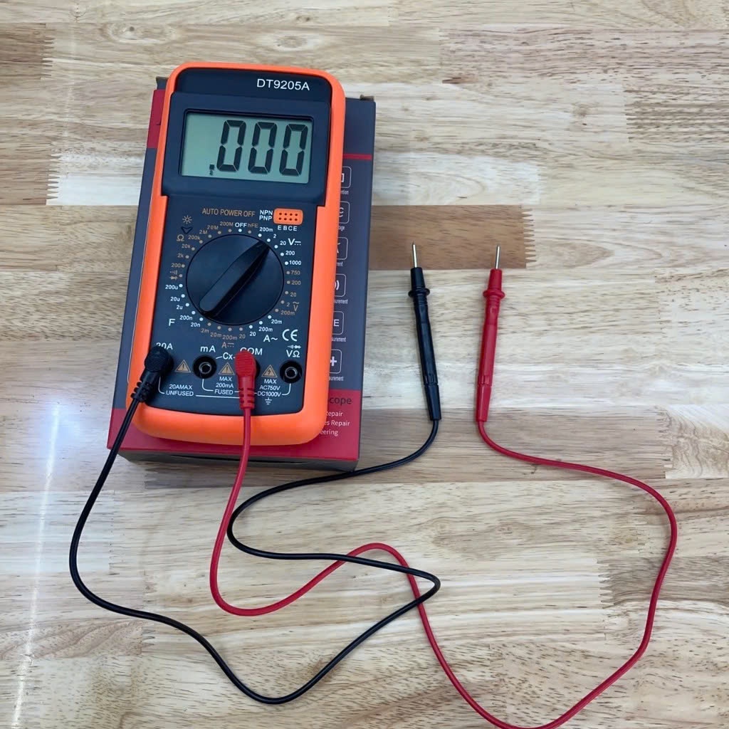 Đồng hồ đo vạn năng Excel DT9205A Thích hợp cho thợ điện tử hay học sinh sinh viên