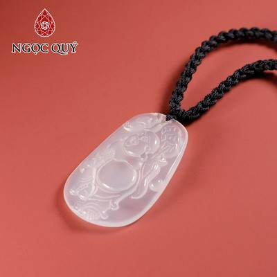 Mặt dây chuyền Phật Di Lặc mã não trắng - Ngọc Quý