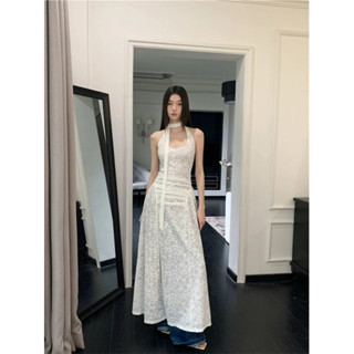   Sẵn + Hoả tốc  Naii.order | Đầm dài hoa nhí cổ yếm – Phong cách Pháp ôm tôn dáng không tay mặc đi biển N204 