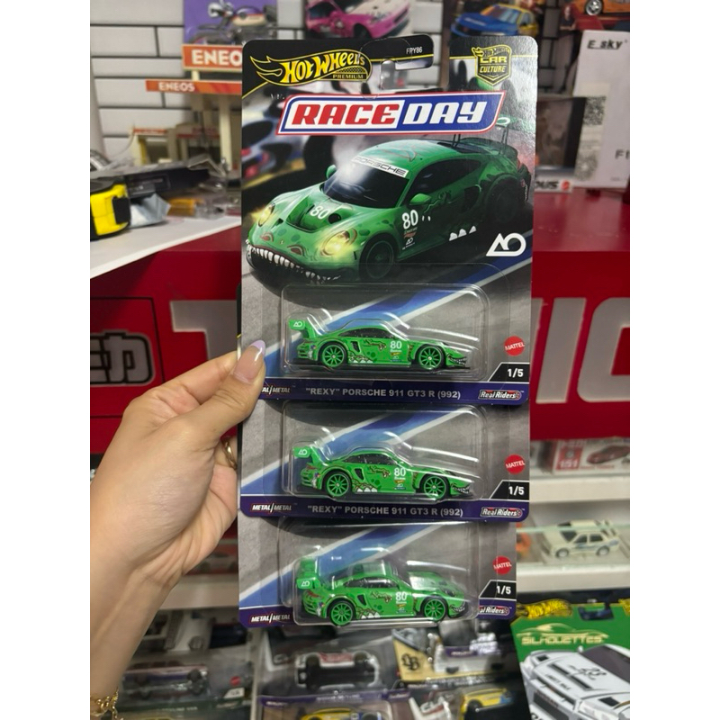 Hotwheels Premium Rexy Porsche 911 GT3R (992)