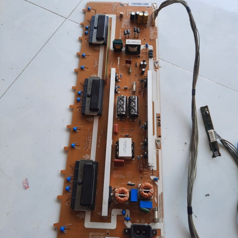 Bo nguồn tivi toshiba 40PB20V