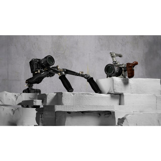 Tilta Half Cage Máy ảnh Sony Alpha a7c2 a7cR gọn nhẹ đẹp