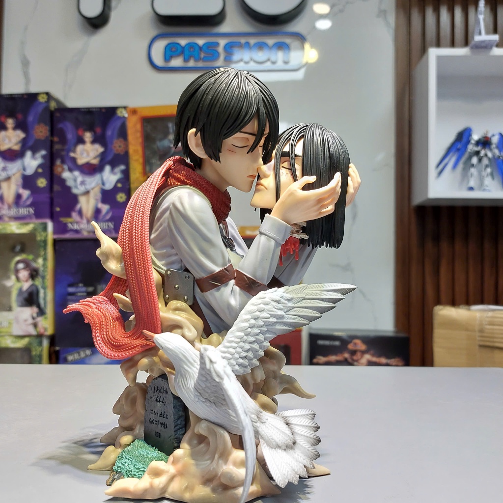 Mô hình Attack on Titan Death Kiss Head Mikasa Ackerman Allen Corps  cao 18cm