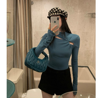 Áo thun nữ Tay dài Cổ lọ Form ôm body Tôn dáng Sexy Khoét ngực Thu Đông Áo phông thun nữ Thu Đông Cổ cao