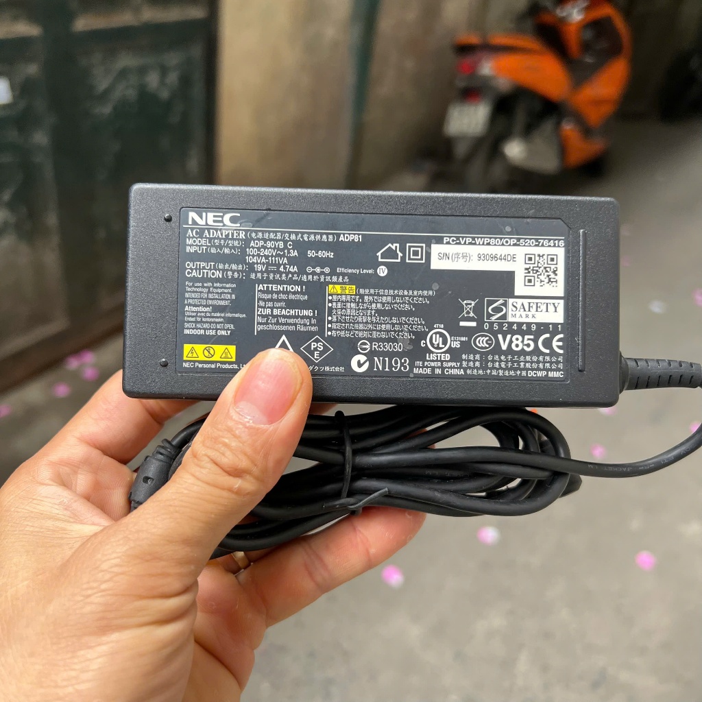 Sạc máy tính laptop nec 19v 3.95a nguyên bản tháo máy Nec