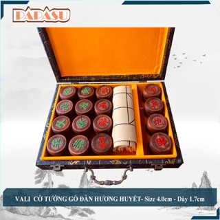  Bộ Cờ Tướng Gỗ Đàn Hương Huyết Zambia đường kính 4cm dày 1,7cm và Bàn Cờ Da Simili cùng Vali họa tiết cổ điển sang tr 