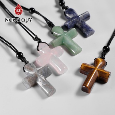 Dây chuyền thánh giá đá thiên nhiên ( có sớ khất nhẹ trên mặt đá )- Ngọc Quý