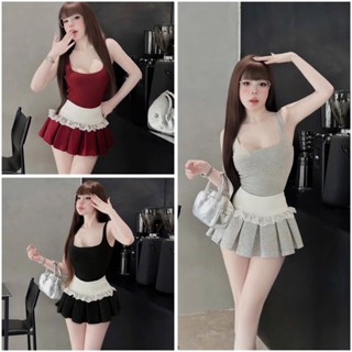 Set áo thun hai dây kèm chân váy xếp ly lưng ren trắng - 3 màu đỏ, đen, xám