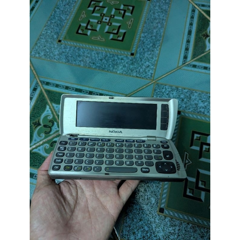 Xác điện thoại Nokia 9210 cổ như ảnh