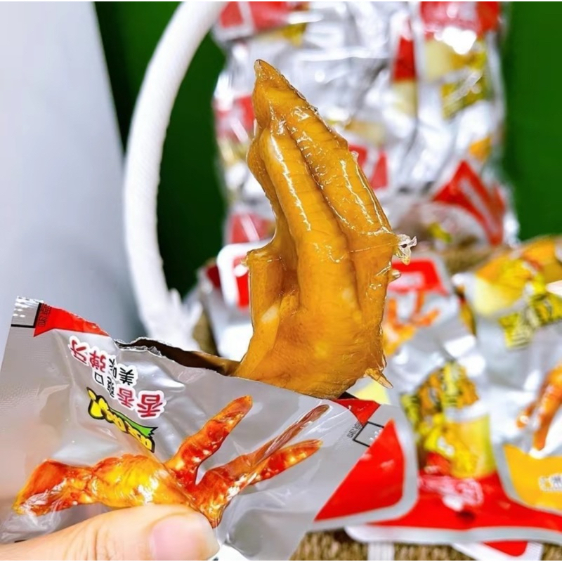 1 Bịch 30 Chiếc Chân Gà Tứ Xuyên Tê Cay Thơm Ngon( chuẩn vị Tứ Xuyên)