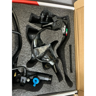 Tay phanh bình dầu rời 19rcs lắp phanh đĩa xe điện loại đẹp