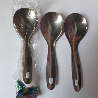 Muôi múc cơm canh inox cầu vồng dày dặn