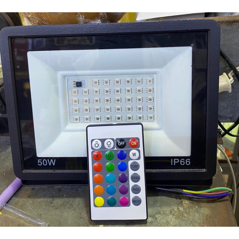 Đèn chớp led ( RGB)50,100w chống nước ip66