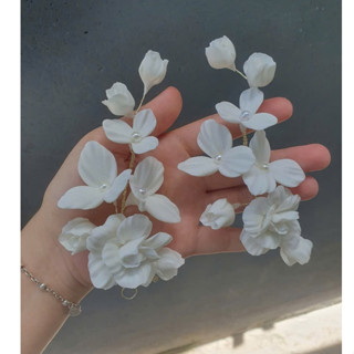 mẫu hoa cài tóc cô dâu hoa đất sét đẹp CV811