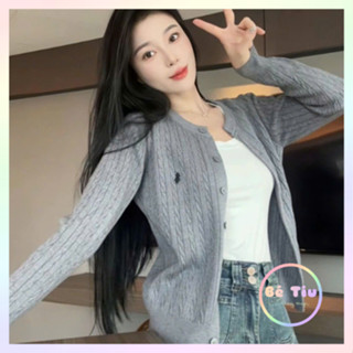 Áo Len Dêt Kim, Áo Khoác Len Cardigan Cổ Tròn Cài Cúc Thêu Ngựa Ngực Tay Dài Trẻ Trung Năng Động | Bé Tiu